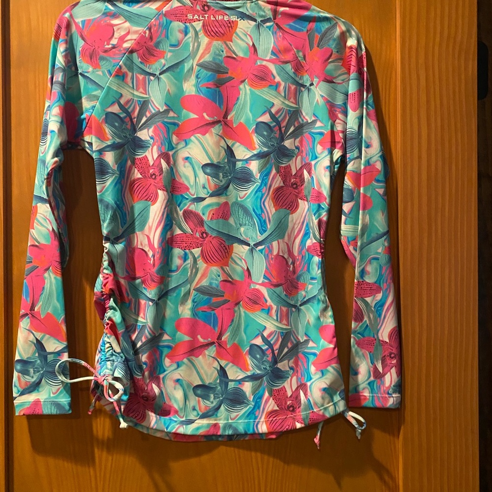 Salt Life Women’s Tropical Drifit SLX Performance Long Sleeve Zip Shirt NWT S - Picture 3 of 3
